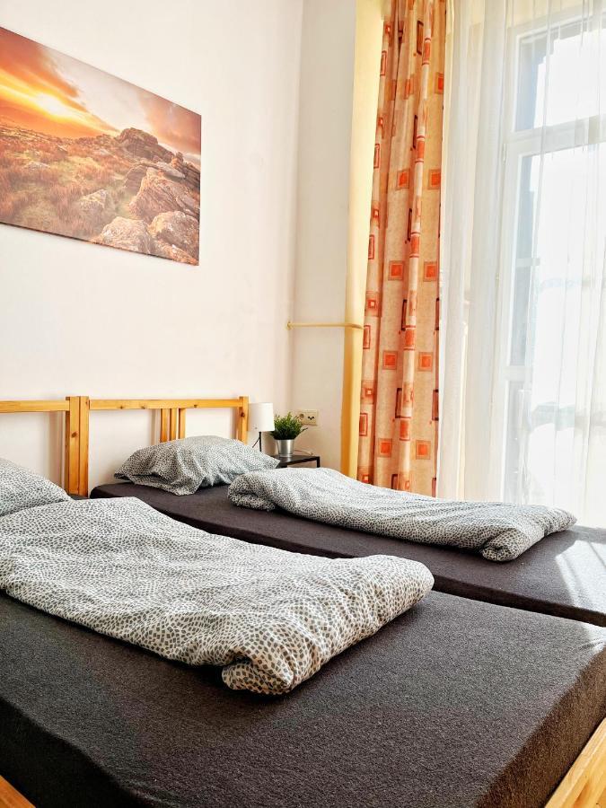 Room In Old Town Krakow Bagian luar foto
