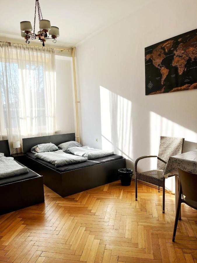 Room In Old Town Krakow Bagian luar foto