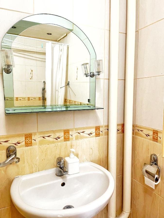 Room In Old Town Krakow Bagian luar foto