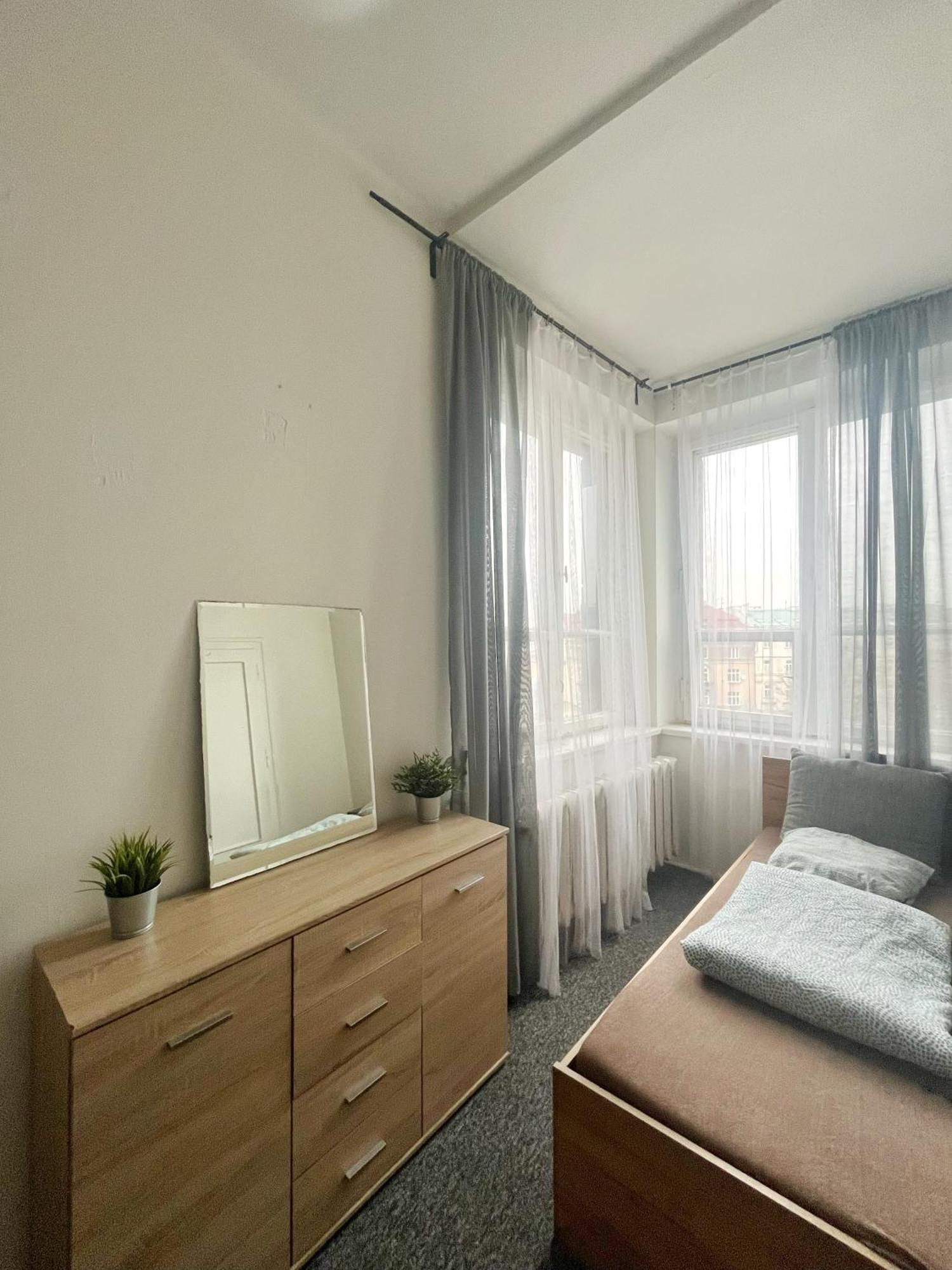 Room In Old Town Krakow Bagian luar foto